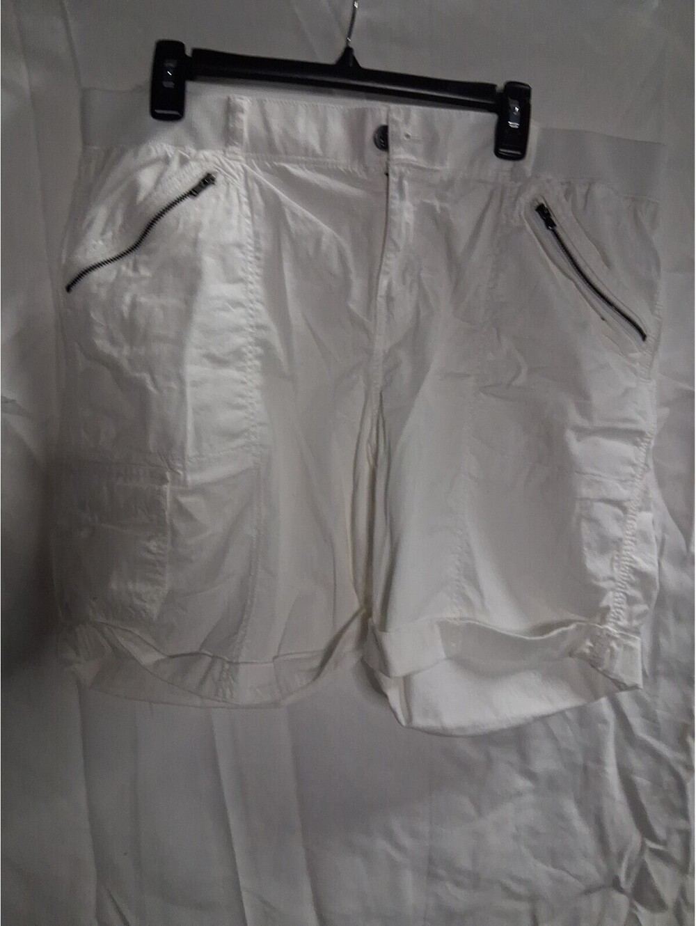 Evri Clean Girl Minimalist Cotton Shorts White Cargo Zipper Pockets Size 16W H2